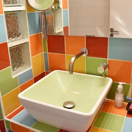 New 1 Bedroom In Folie-méricourtoberkampf Parigi