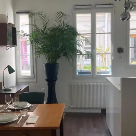 New 1 Bedroom In Folie-mericourtoberkampf Apartment